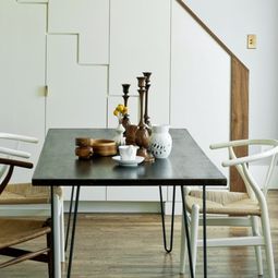 Elegant furniture with hairpin legs – for true vintage lovers