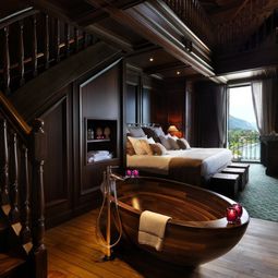 Exquisite wooden bathtubs from Unique Wood Design