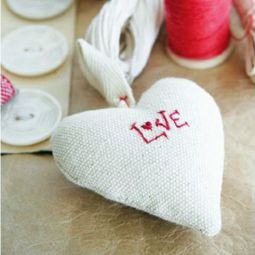 Fabric heart sew by you – cool DIY ideas