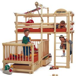 Floors beds for large families attached to Woodland