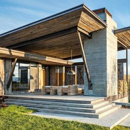 Gorgeous mountain cabin in a modern, contemporary style