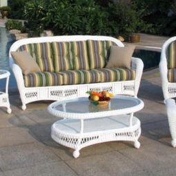 How should I clean the various garden furniture – useful tips and ideas