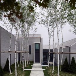Landscaping Ideas – Wonderful courtyard with water features