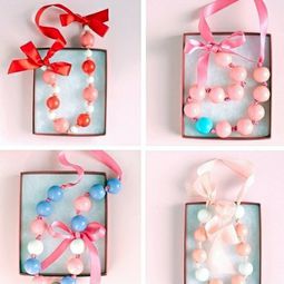 Make gifts and decoration for Valentine's Day itself