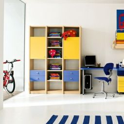 Make young children -A room full of color and love for a little boy