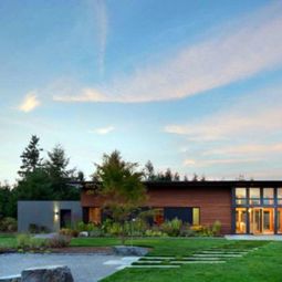 Modern architecture in the prairie – Architect house with sustainable design
