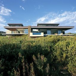 Modern house residence located in the Western Cape Province of SAOTA