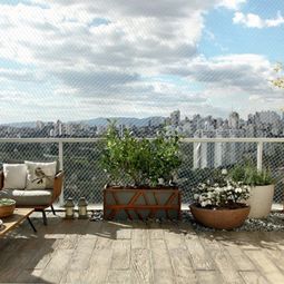 Modern terrace design for your city apartment – three great examples