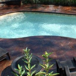 Pool in the garden – 20 kidney-shaped swimming pool