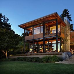 Romantic and relaxing property design