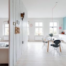 Room color design – fresh sage green in interior design