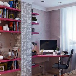 Save space – how to combine shelves and desk properly