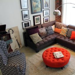 Send ottoman use as a side table – a versatile piece of furniture with style