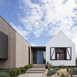 Stylish country house in modern style – Seaview House, Australia