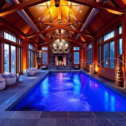 Stylish ideas for the swimming pool at home