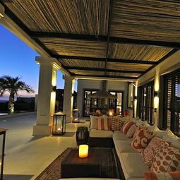 Tropical decor that inspires you in the cold winter
