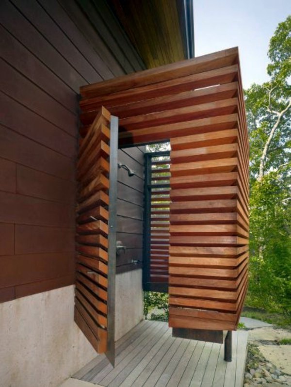 Build shower itself – cool DIY Garden Shower from Euro pallets