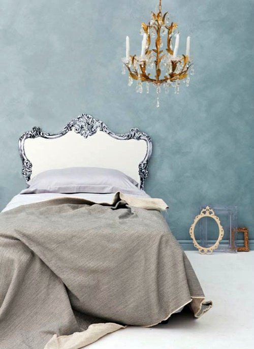 Creative decorating ideas in the bedroom – chic headboard do it yourself