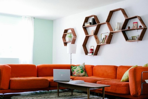 DIY wall shelf honeycomb – creative ideas for your home