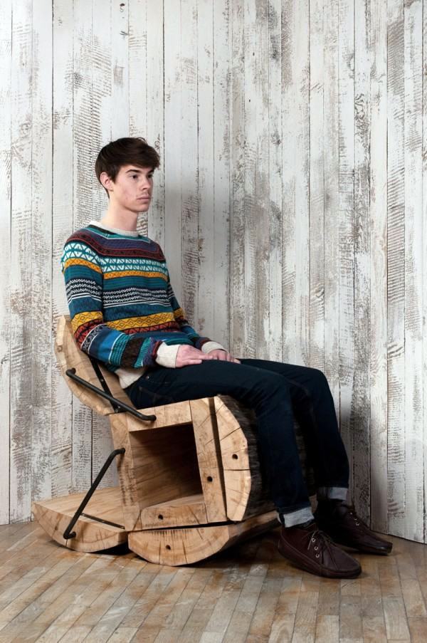 Environmentally friendly oak chair of Architecture Uncomfortable Workshop