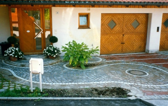 Front garden and driveway design – practical garden design ideas