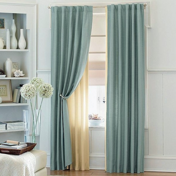 Hang curtains and curtains with style