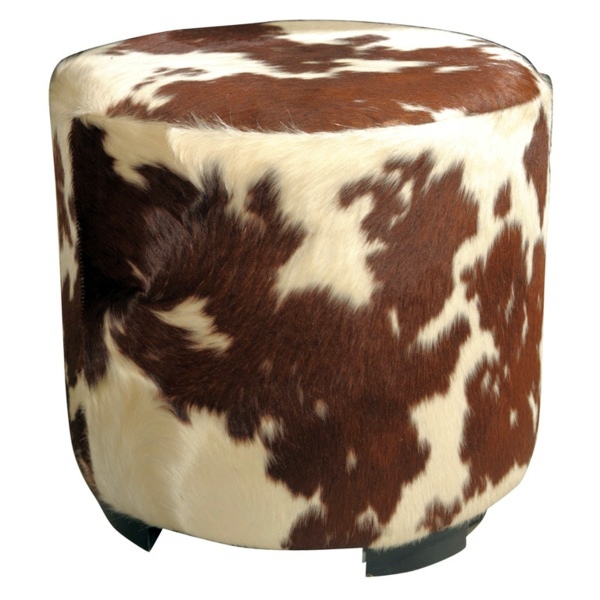 Kuhfellhocker and armchair – Cowhide as extravagant padding