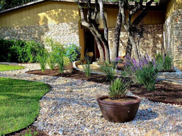 Landscaping with gravel and stones – 25 garden ideas for you