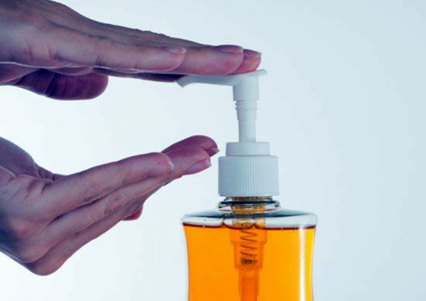 Make your own soap – Recipe for an antibacterial gel DIY