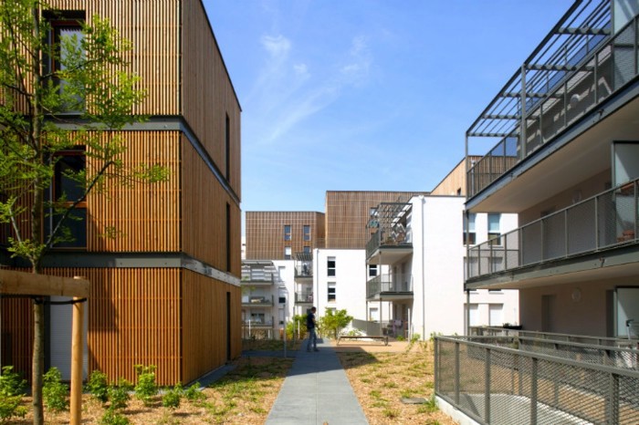 Modern living and sustainable building in a district in Lyon