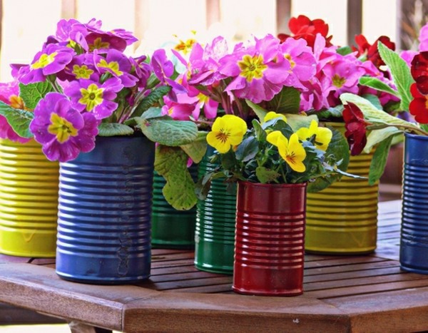 Original flowerpots from discarded objects