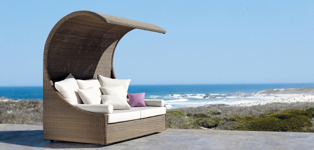 Stylish exterior design – woven outdoor furniture by Manutti