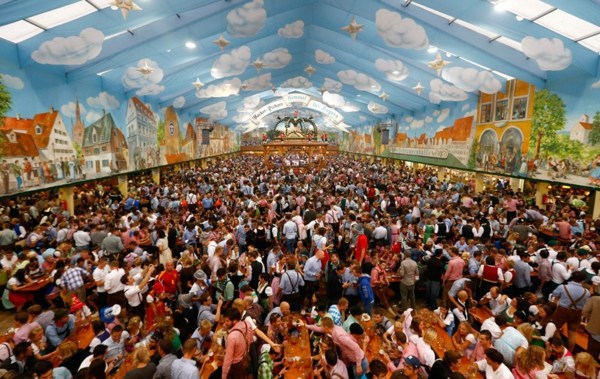 The great Oktoberfest 2013 – the world famous beer festival in Munich