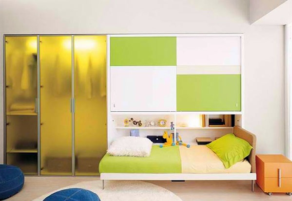 Wall cabinet with folding bed – living ideas for practical wall beds