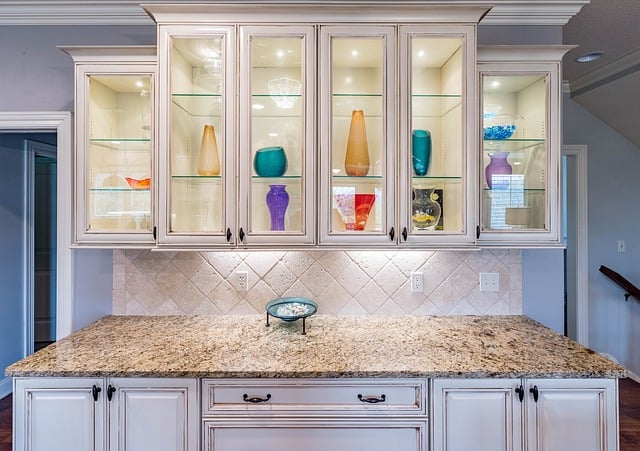 5 types of glass kitchen cabinets
