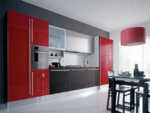 10 elegant, attractive kitchens with original equipment