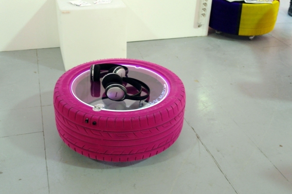 Tire Coffee Table / Retro Cement Tire Ashtray Furnishings Living Room Office Coffee Table Desktop Ornaments Crafts Home Decor / We update it with new pictures frequently.