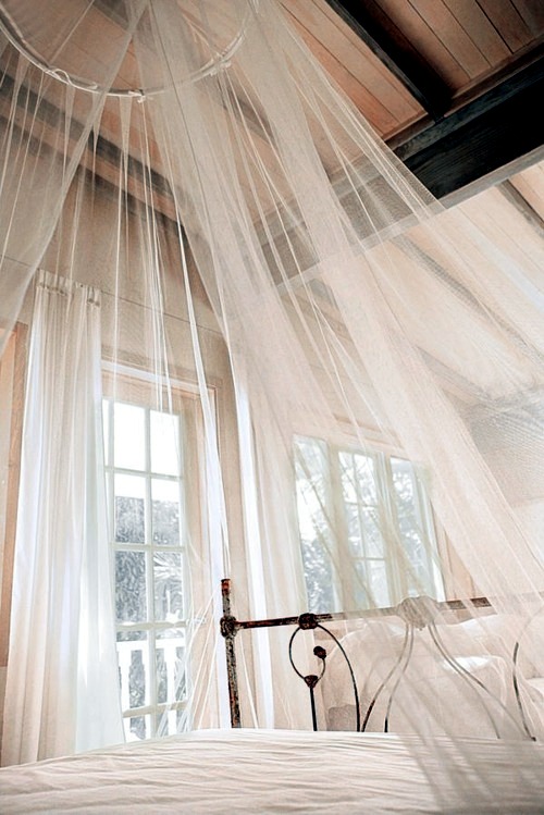 33 amazing white canopy bed design for your bedroom 33 amazing white canopy bed design for your bedroom
