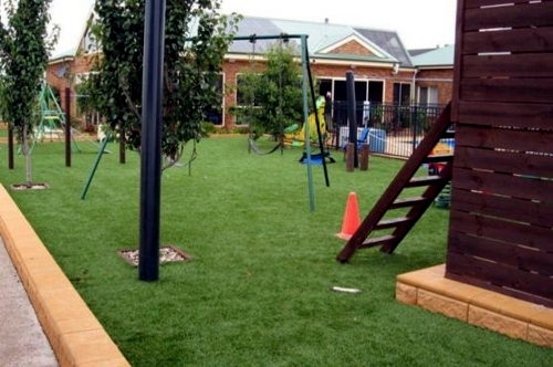 Children's playground in the backyard - handy for you, fantastic for your children