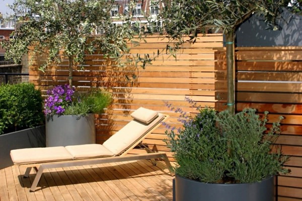Patio blinds - a secure privacy in the open air Patio blinds - a secure privacy in the open air