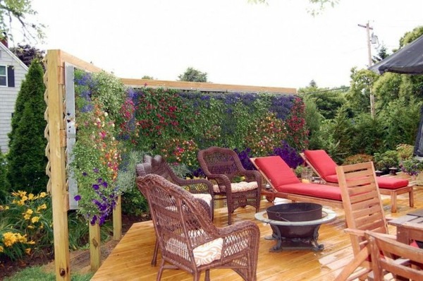 Patio blinds - a secure privacy in the open air Patio blinds - a secure privacy in the open air