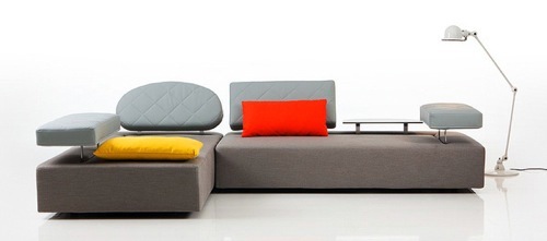A practical sofa that brings together all your friends A practical sofa that brings together all your friends