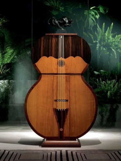Bar made in the form of guitar in Italy