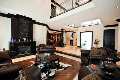 Special Dream Homes of Quebec. Halls entries