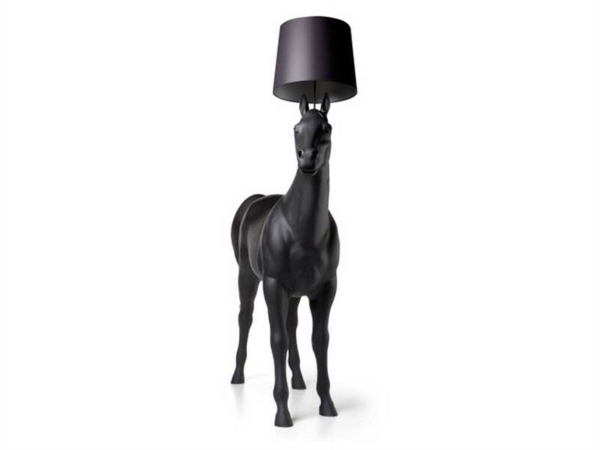 Designer horse lamp by front - life-size sculpture