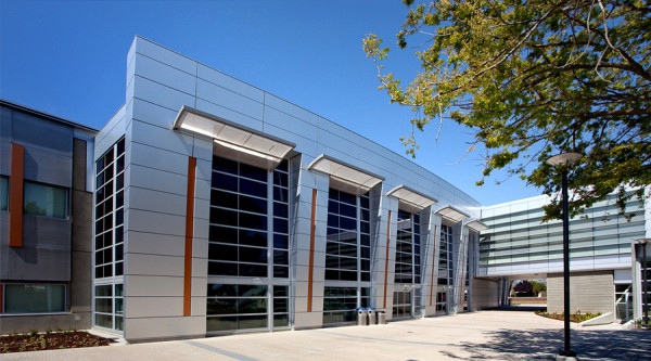 Intelligent window designs and technologies
