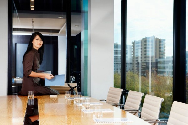 Intelligent window designs and technologies