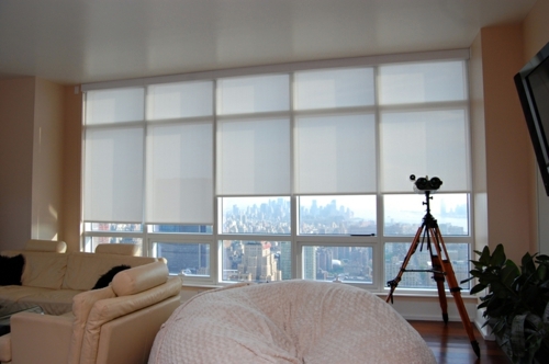 Small luxury pieces: Motorized window coverings for all offer many advantages Small luxury pieces: Motorized window coverings for all offer many advantages