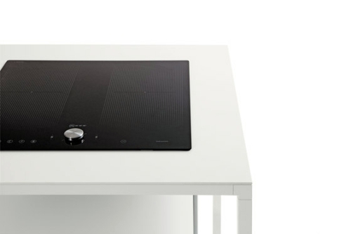 Helsinki cuisine of Desalto and curved kitchen modules of Nola Star