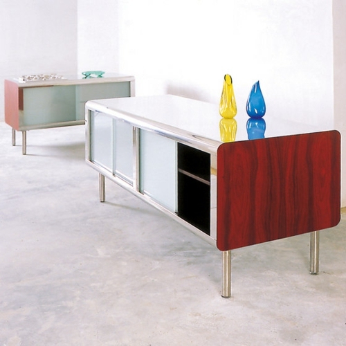 Helsinki cuisine of Desalto and curved kitchen modules of Nola Star